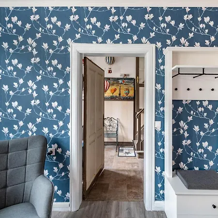 Zur »alten Schmiede« Apartment Laage